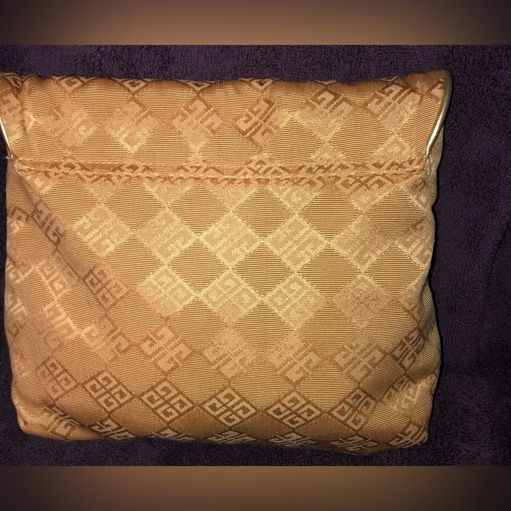 Vintage Givenchy Monogram Gold Cosmetic Toiletry Pouch Bag - Picture 2 of 6